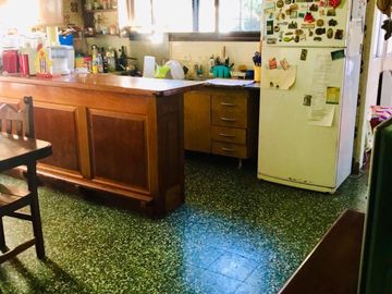 Amplia casa a la venta en Bella Vista