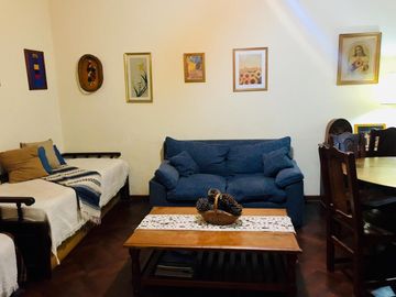 Amplia casa a la venta en Bella Vista