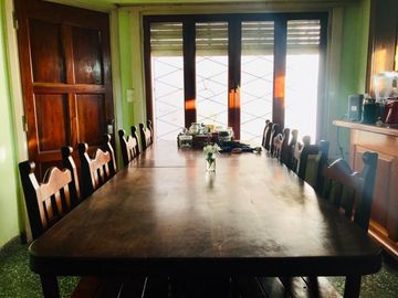 Amplia casa a la venta en Bella Vista