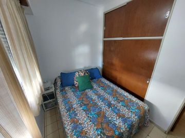 EXCELENTE DEPARTAMENTO EN EDIFICIO SOBRE COSTANERA