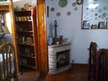 Casa en VENTA sobre calle asfaltada a pocas cuadras de la estación de Glew.