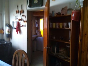 Casa en VENTA sobre calle asfaltada a pocas cuadras de la estación de Glew.
