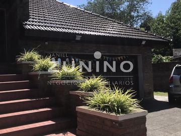 Importante casa quinta de cinco ambientes a la venta en San Miguel