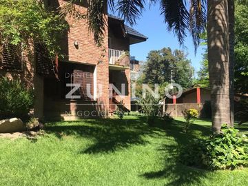 Importante casa quinta de cinco ambientes a la venta en San Miguel