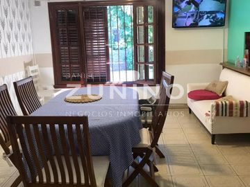 Importante casa quinta de cinco ambientes a la venta en San Miguel