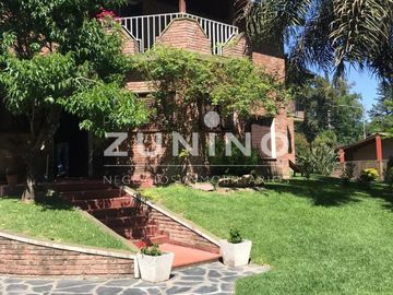 Importante casa quinta de cinco ambientes a la venta en San Miguel