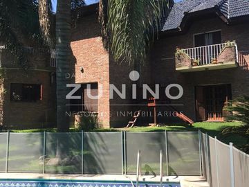 Importante casa quinta de cinco ambientes a la venta en San Miguel