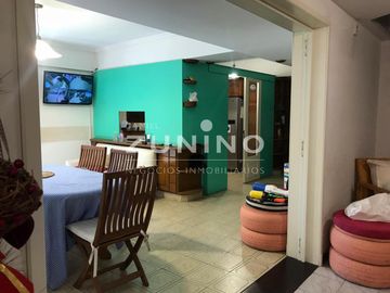 Importante casa quinta de cinco ambientes a la venta en San Miguel