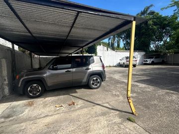 Alquiler en conjunto, 23 COCHERAS SEMICUBIERTAS