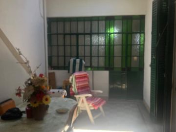 Venta casa lote propio 6 ambientes, con patio y terraza