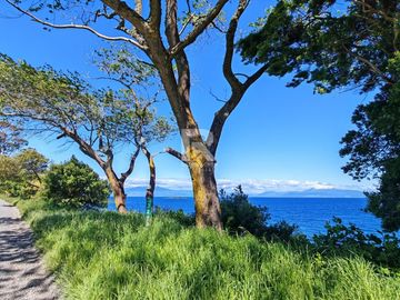 CASA Y CABAÑAS TURÍSTICAS FRENTE LAGO LLANQUIHUE, LOS BAJOS