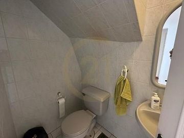 Se vende casa en San Joaquin La Serena