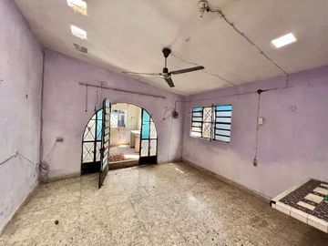 Casa estilo colonial en venta muy cerca de la Avenida Itzaes, Mérida, Yucatán