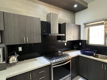 Villa California casa con lindos acabados