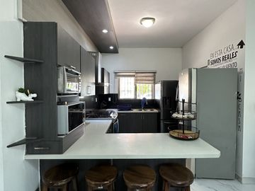 Villa California casa con lindos acabados