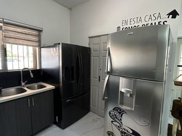 Villa California casa con lindos acabados