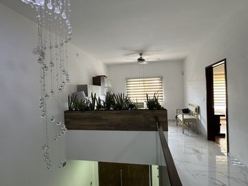 Villa California casa con lindos acabados