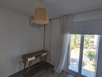 VENTA DE CASA EN Pilar