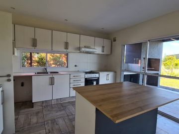 VENTA DE CASA EN Pilar