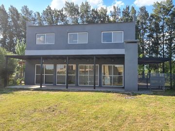 VENTA DE CASA EN Pilar