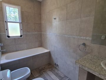 VENTA DE CASA EN Pilar