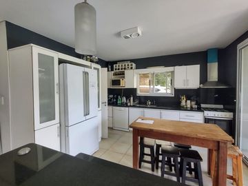 VENTA DE CASA EN Malvinas Argentinas