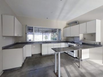 VENTA DE CASA EN Malvinas Argentinas