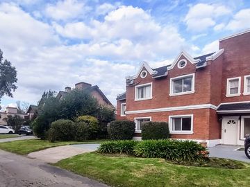 VENTA DE CASA EN Pilar