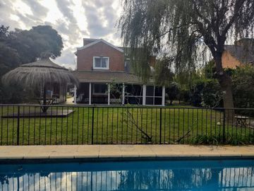 VENTA DE CASA EN Pilar