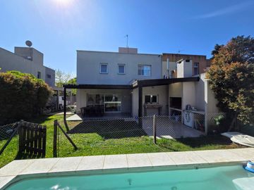 VENTA DE CASA EN Malvinas Argentinas