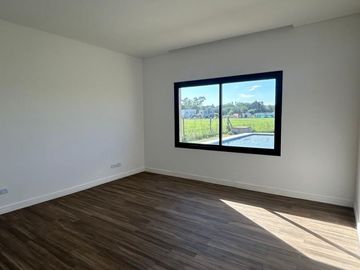 VENTA DE CASA EN Pilar