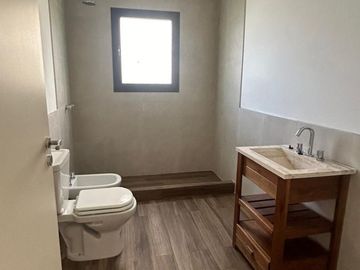 VENTA DE CASA EN Pilar