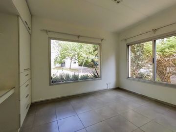 VENTA DE CASA EN Malvinas Argentinas