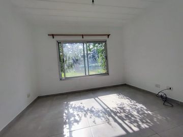 VENTA DE CASA EN Malvinas Argentinas