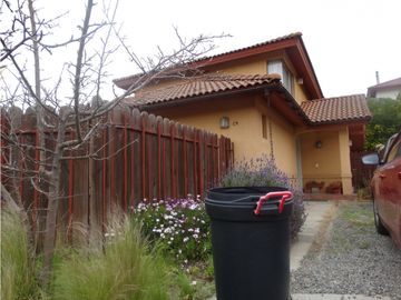 Venta de casa en Condominio Jardines del Lago, Curauma, Valparaíso