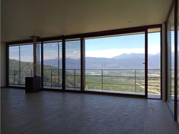 Moderna Casa en Olmué