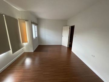3 Bedroom House for sale at Saransiri Prachauthit-Suksawat