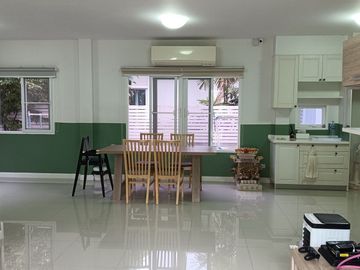 3 Bedroom House for sale at Saransiri Prachauthit-Suksawat
