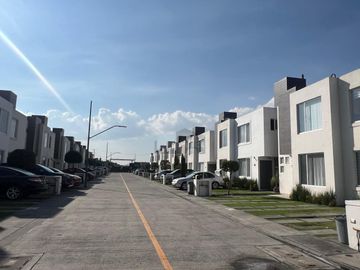 Casa en condominio en venta en San Pedro Totoltepec, Toluca, México