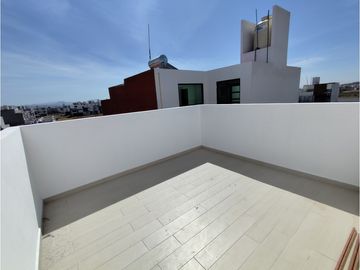 Se vende casa nueva en Explanada Sur, Pachuca de Soto, Hgo.