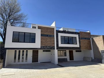 Casa En Venta Federal a Atlixco, Zona Tlaxcalancingo