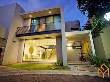 CASA EN VENTA COTO LA LAJA