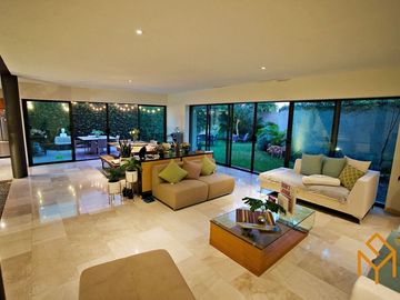 CASA EN VENTA COTO LA LAJA