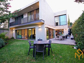 CASA EN VENTA COTO LA LAJA