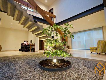 CASA EN VENTA COTO LA LAJA