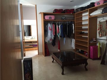 SE VENDE CASA DE LUJO EN LAGOS DEL  CAUJARAL