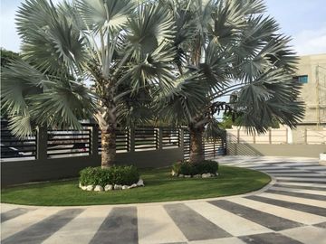 SE VENDE CASA DE LUJO EN LAGOS DEL  CAUJARAL