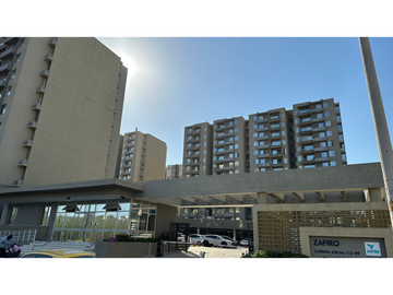 Venta de Espectacular  apartamento  en Zafiro