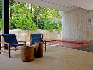 ELEGANTE ESTUDIO MODERNO CON BALCÓN