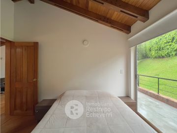 Casa amoblada en conjunto en arriendo, barrio El Trébol, Manizales